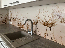 Panel dekoracyjny MDF, wzór R 32. 
Alternatywa dla szkła oraz glazury. Panel umieszczany między szafkami w kuchni.