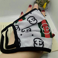 韓国で流行りのグッチ gucci 風マスクおしゃれ 通学子供用 大人用 紫外線対策 男女兼用マスク繰り返し使える

ブランドパロディグッチマスクコロナ対策 布製 大人 おしゃれ 洗える 涼感 マスク 
ブランドパロディグッチマスクコロナ対策 布製

 

ひんやり 夏 通気性 マスク 水洗い 快適 軽い 薄い 冷感 マスク 夏用 接触冷感 夏マスク ひ...