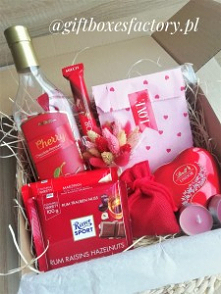 Zestaw prezentowy dla Kobiety. Na każdą okazję. Możliwy zakup po kliknięciu w zdjęcie.