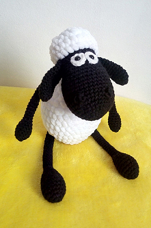 "Baranek Shaun"
Rękodzieło szydełkowe