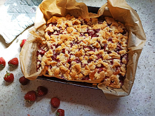 Ciasto na maślance z owocami