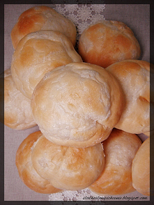 Chrupiące bułki pszenne