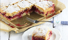 #krucheciasto #sliwki
Ciasto ze śliwkami.
Czas przygotowania: 30 minut
Czas pieczenia: 50 minut
Ilość porcji: forma 20/30 cm

Składniki:
2 szklanki mąki pszennej np. typ 550 - o...