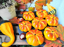 Jesienne bułeczki dyniowe.
Delikatne i puchate w środku.