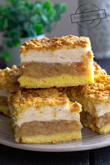 Szarlotka z budyniową pianką #jablecznik #ciasto