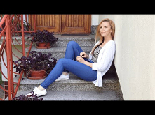 DIY farbowanie jeansów na granatowo w domowych warunkach 