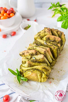 Odrywany chlebek z pesto - Najlepsze przepisy | Blog kulinarny - Wypieki Beaty