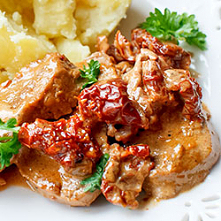 POLĘDWICZKI Z SUSZONYMI POMIDORAMI