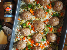 Pulpety pieczone na ryżu z warzywami #przepisy #pulpety #obiad