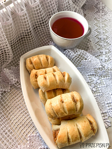 Paszteciki z Kapustą i Suszonymi Grzybami