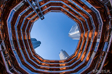 W ostatnich latach zostało w Nowym Jorku udostępnionych kilka fantastycznych architektonicznie konstrukcji. Niestety, powodu niewłaściwego używania przez odwiedzających jedna z ...