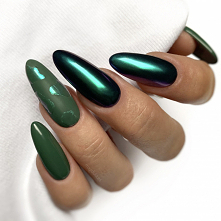 Moondust, czyli nasz firmowy efekt kameleona to pyłek który doskonale komponuje się zwłaszcza z ciemniejszymi odcieniami. To właśnie wtedy najłatwiej wydobyć jego piękno. Jak Wa...