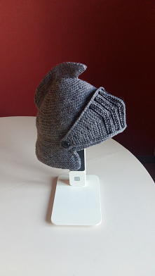 Ten hełm został wystawiony ...