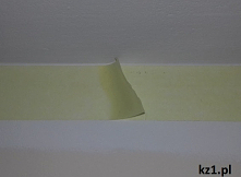 Sposób na odklejającą się taśmę malarską.