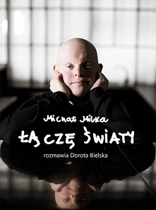 Książka „Michał Milka. Łączę światy” jest wywiadem poprowadzonym przez Dorotę Bielską, która jest reżyserką i teatrolożką. Prywatnie jest menadżerką i przyjaciółką Michała. W ks...