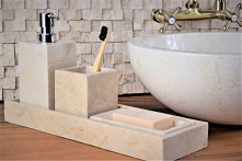 Akcesoria łazienkowe z kremowego marmuru INDUSTONE