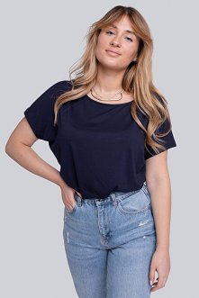 Gdzie warto kupować dobrej jakości t-shirty damskie online z szybką dostawą do domu? Postaw na polski sklep online ANSIN. Sprawdź nie tylko bluzki dla kobiet ale również modne p...