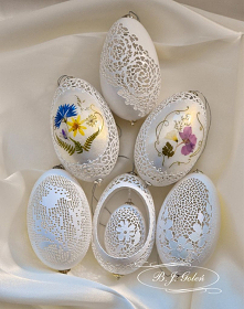 Ażurowe pisanki - hafty