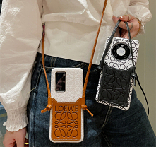 ロエベ Galaxy S22 Plusケース チェーンストラップ付き アナグラム柄 Loewe Galaxy S22 Ultraケース ショルダースマホケース LOEWE Galaxy S21Plusカバー カード入れ loewe Galaxy S20ケース 斜め掛け 人気おすすめ