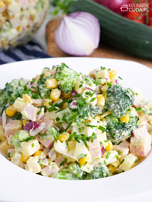 sałatka z brokułem