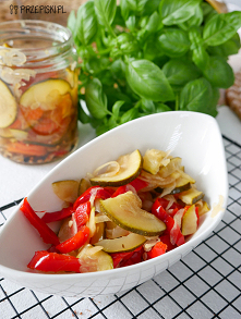 Sałatka z cukinii na zimę