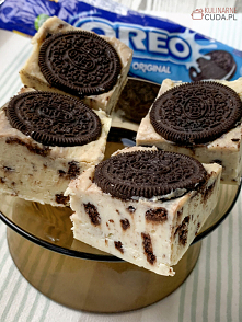 Blok czekoladowy z ciasteczkami oreo