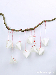 Tutorial ukazujący sposób wykonania kalendarza adwentowego przy użyciu torebek origami ;)