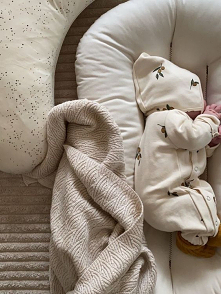 Kompletna lista wszystkich rzeczy, których potrzebujesz, aby pokój dziecka był gotowy! Wszystko, czego potrzebujesz do stworzenia swojego pokoju dziecinnego.