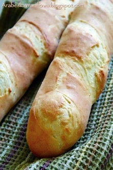 Blog z przepisami na ciasta, ciasteczka, chleb, bułeczki, lody oraz inne desery.
To najprostsze, najszybsze i jedne z najlepszych bagietek jakie do tej pory piekłam. Mają chrupi...