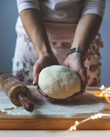 PrzepisyTradycyjne.pl | Odtwarzamy zapomniane, ponad 100-letnie przepisy
Idealne ciasto na pierogi wcale nie jest takie trudne do zrobienia jak może się wydawać. Najważniejsze j...