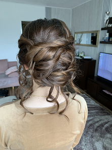 Upięcie ślubne na włosach do łopatek ! Moim zdaniem cudnie ! 