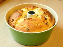 Babka drożdżowa w wielu ksi...