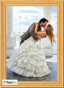 Wszystkie Wasze zdjęcia oprawimy w śliczne złote ramki. 

#rama #ramka #złoto #dąb #dekoracja #miłość #dom #salon