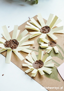 Tutorial ukazujący sposób wykonania prześlicznej pracy plastycznej z motywem słoneczników ;)