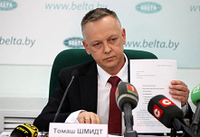 KASTA - BASTA

Czas już agentom krzyknąć BASTA.
Udowodniła grupa "Kasta", która za gardło sąd trzymała,
dla kogo w Polsce pracowała.
Ziobrom, Radzikom oraz Szmydtom, d...