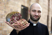 STRES KAPŁANA
Straszne rze...