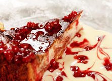 Tort serowo-malinowy