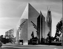 Crystal Cathedral, Garden Grove Community Church, California, proj. Philip Johnson