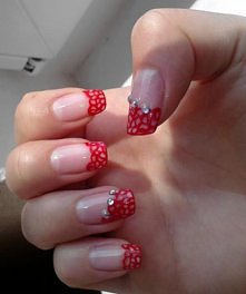 Paznokcie w koronkę :)