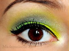 Sleek Acid w wieczorowym wy...