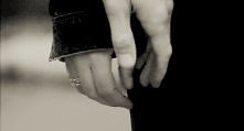 <33