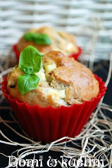 Muffinki z oliwkami i serem...