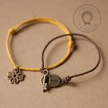 Bransoletki z zawieszkami :)