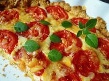 Tarta z porem i pomidorami