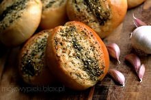 bułeczki czosnkowe