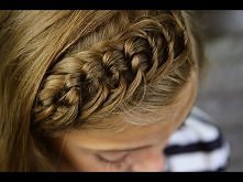 The Knotted Headband | Back to School Hairstyles