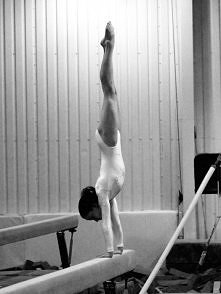 Umiem stać na rękach tylko ...