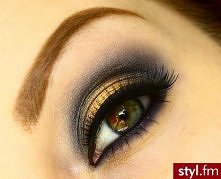 połączenie czerni ze złotem..