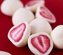 jogurtowa draża z truskawko...