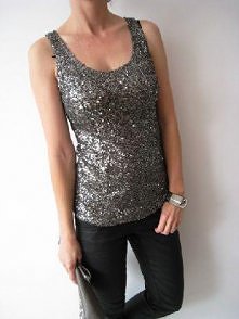 świetny top. szczegóły dostępne po kliknięciu w zdjęcie.